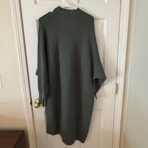 Never Worn Women’s Long Sleeve Mock Turtleneck Sweater Dress